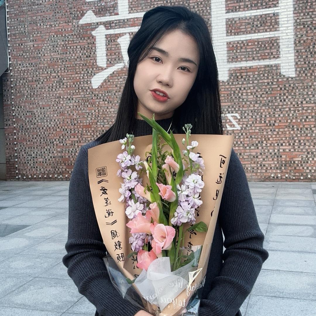 小仙女🧚‍♀️🧚‍♀️