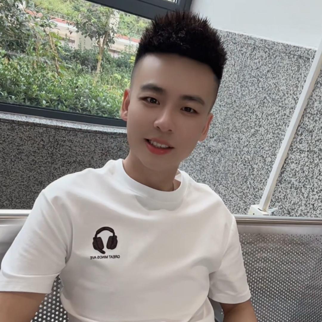 @请叫我超哥。