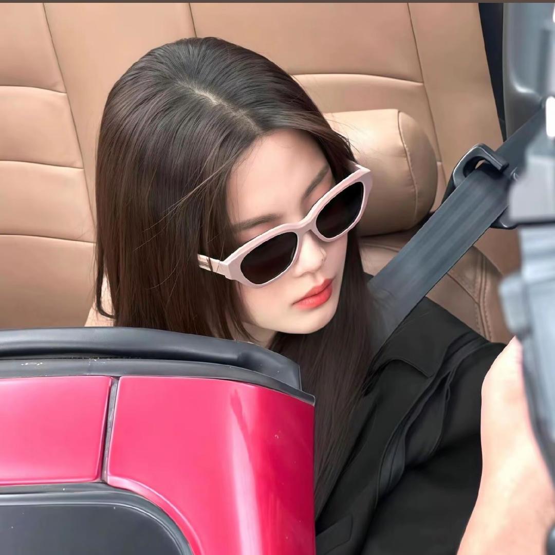 嘻嘻୧₍˄·͈༝·͈˄₎୨