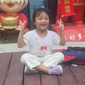 邮电广告   方冉