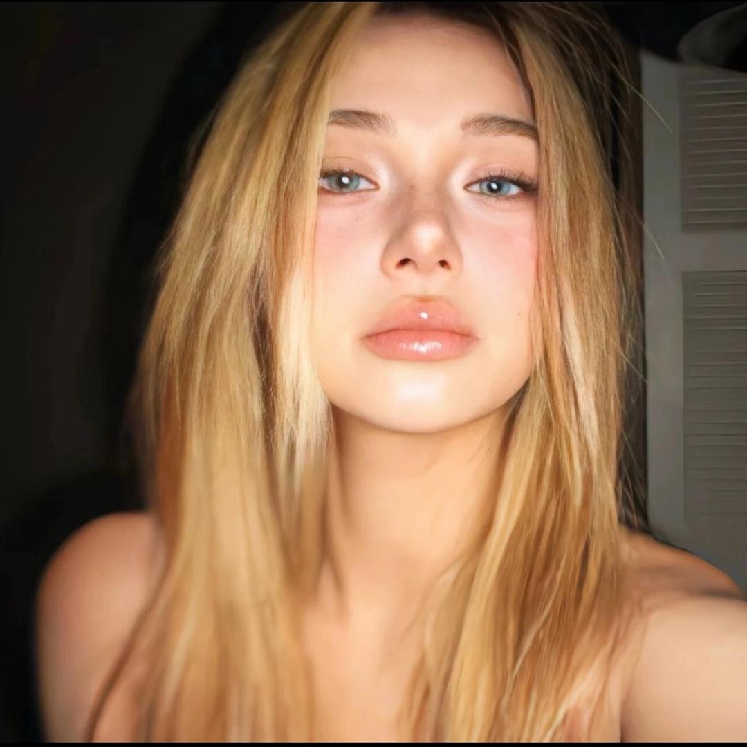 ￴￴￴ ￴ ￴￴ ￴ ￴ ￴