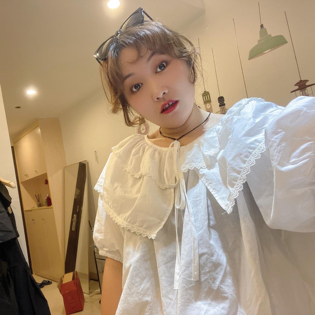 丽姐姐有点胖