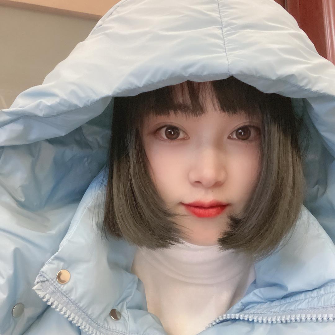 落落大方的洛女士