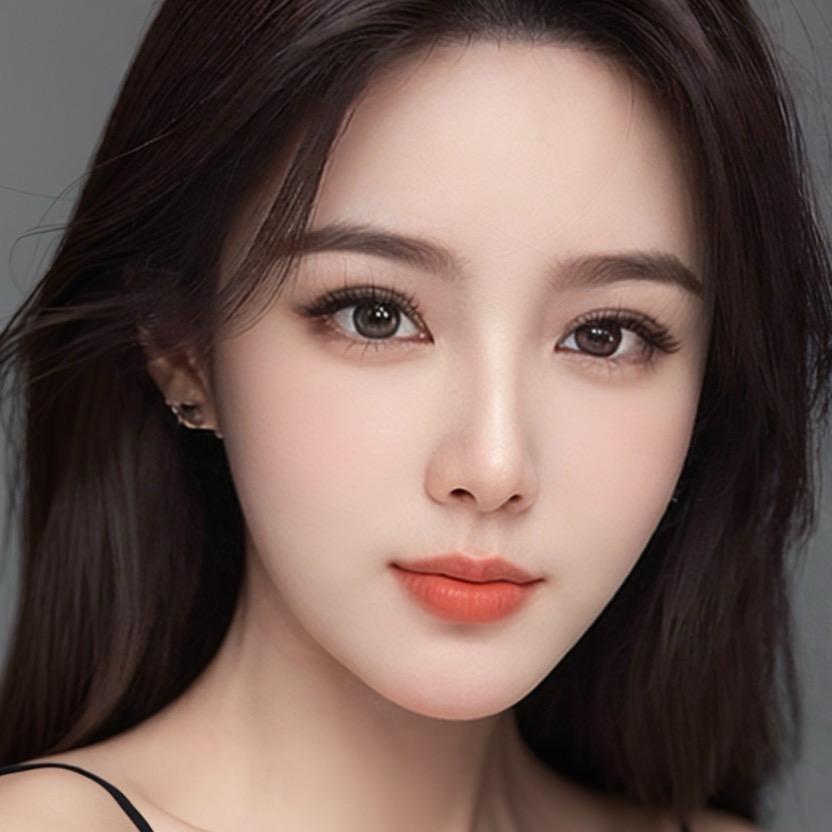 静静❤