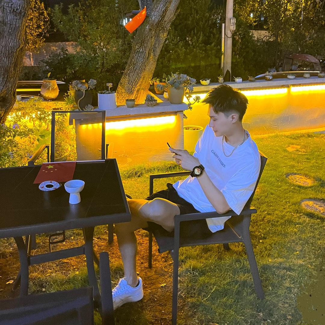比较幸运的曾先生