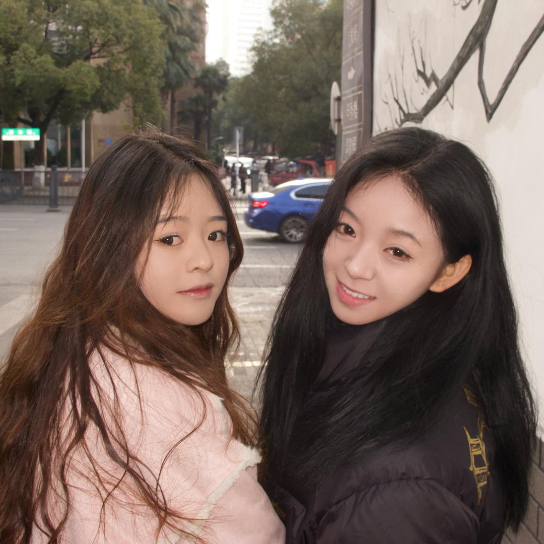 婷婷.