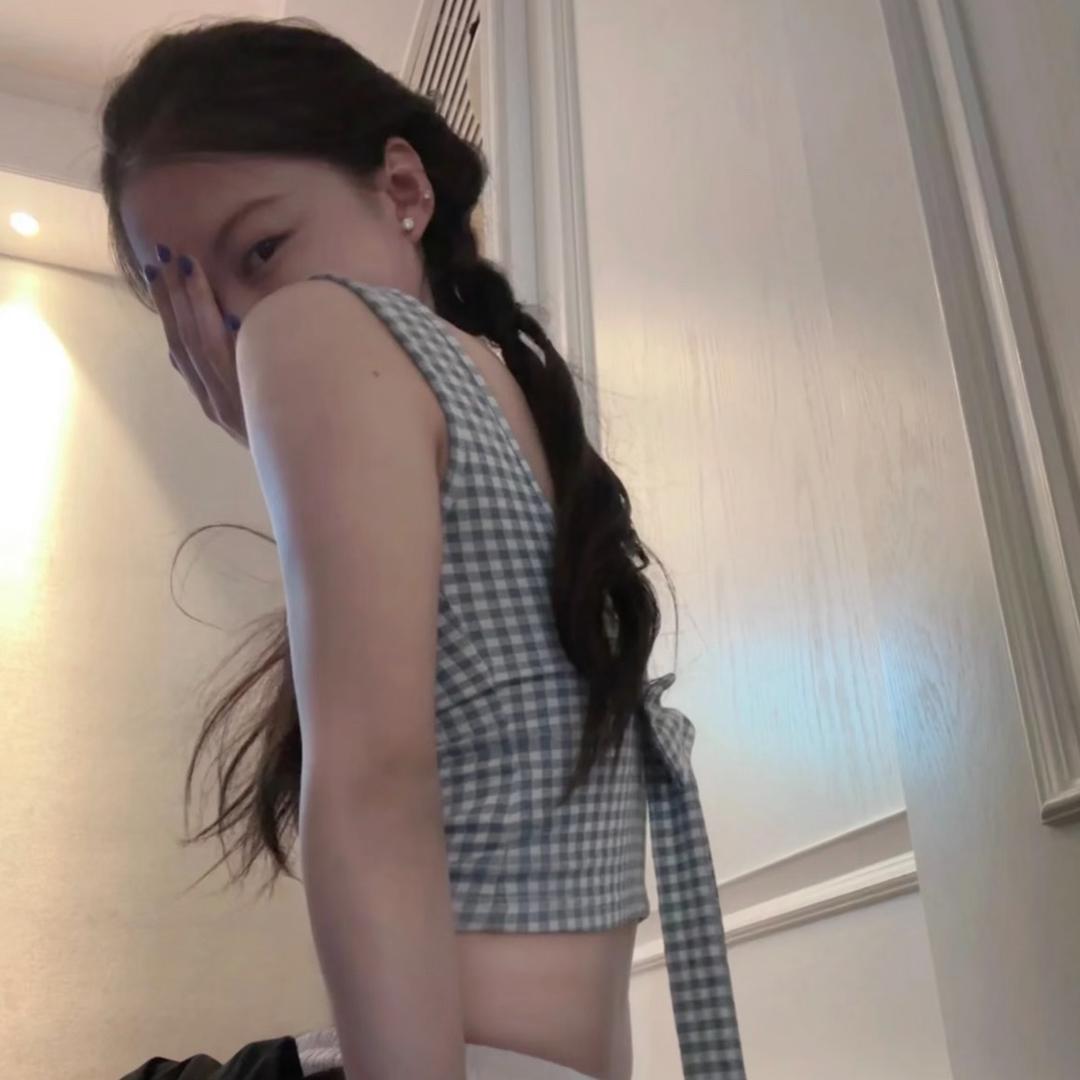 ㅤㅤㅤ        ㅤㅤㅤ
