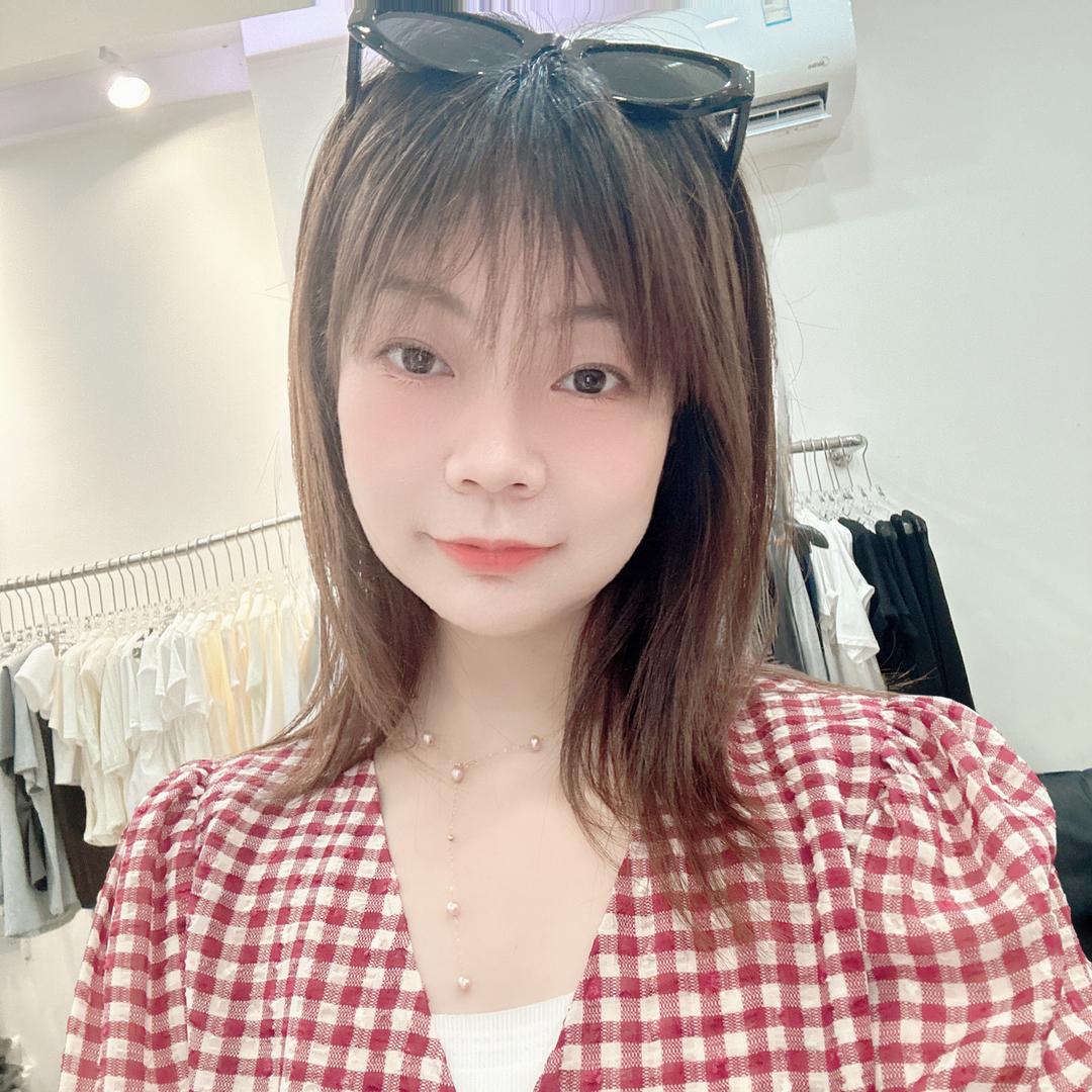 她，