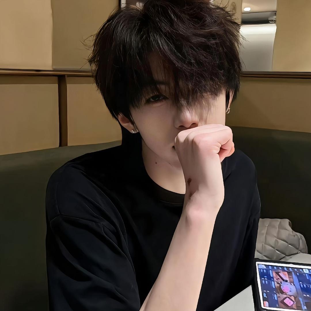 小忧伤.