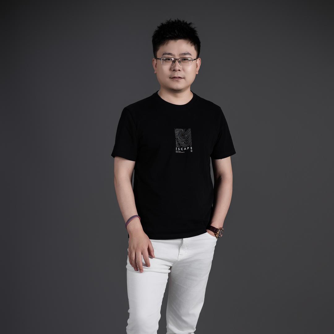 小黄蜂家政创始人老冯