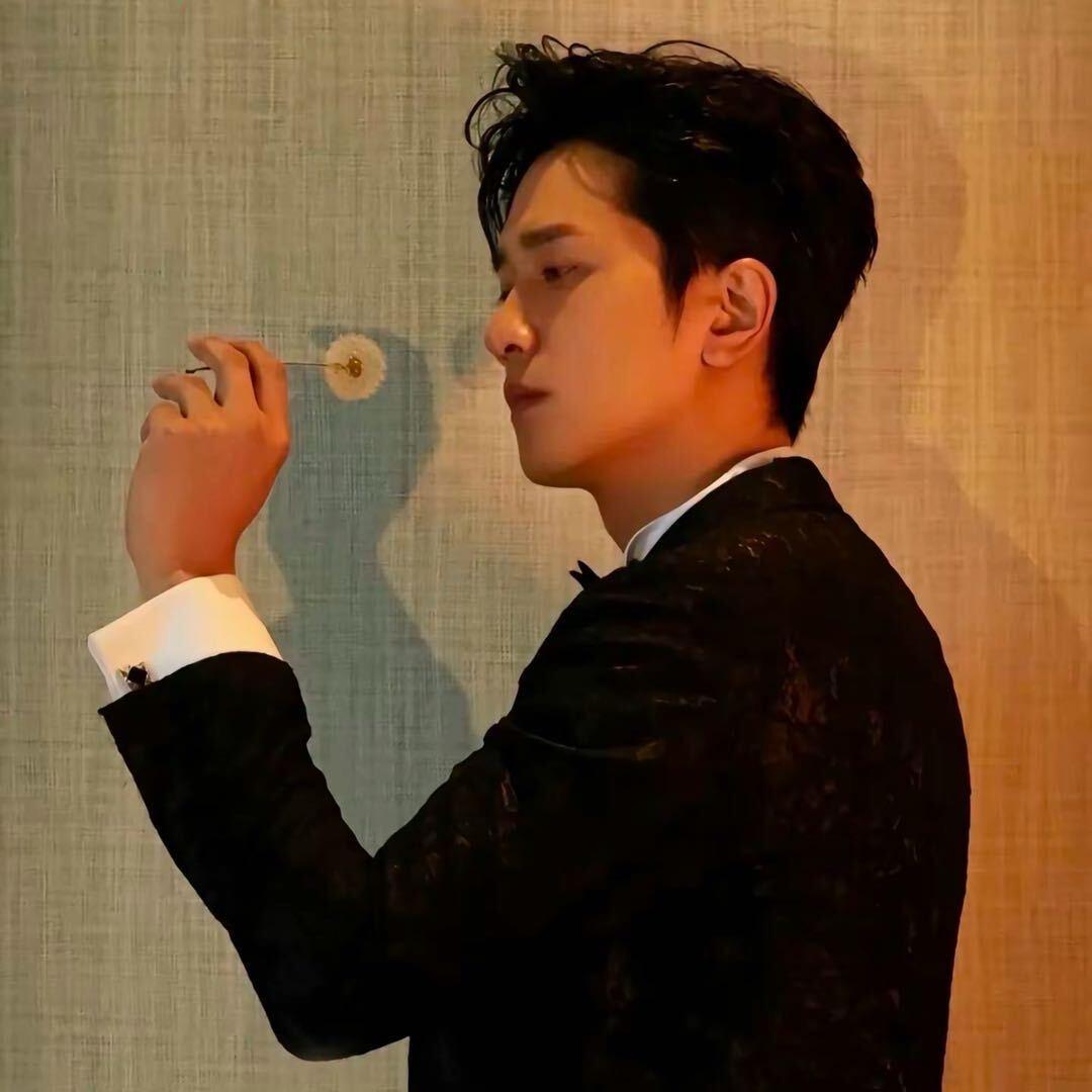 扬州张若昀Bosco