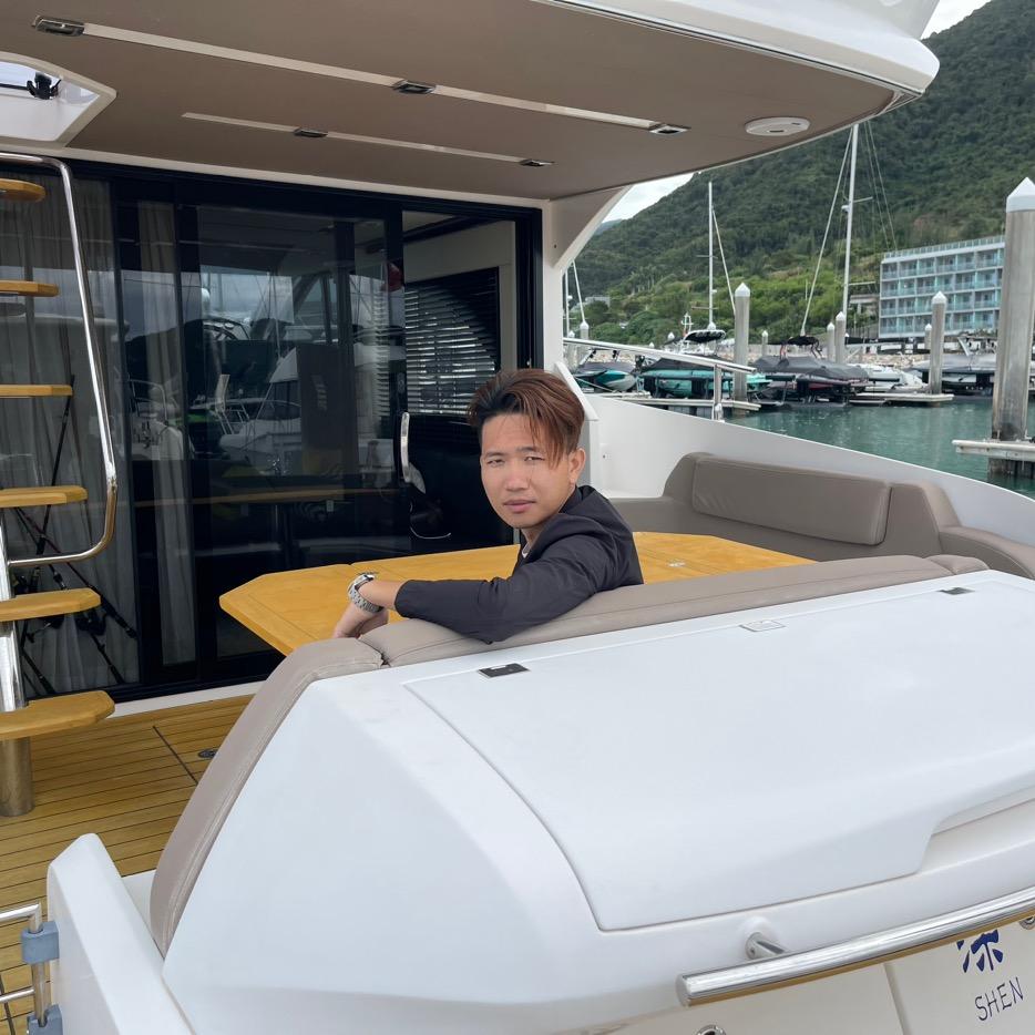 游艇强少