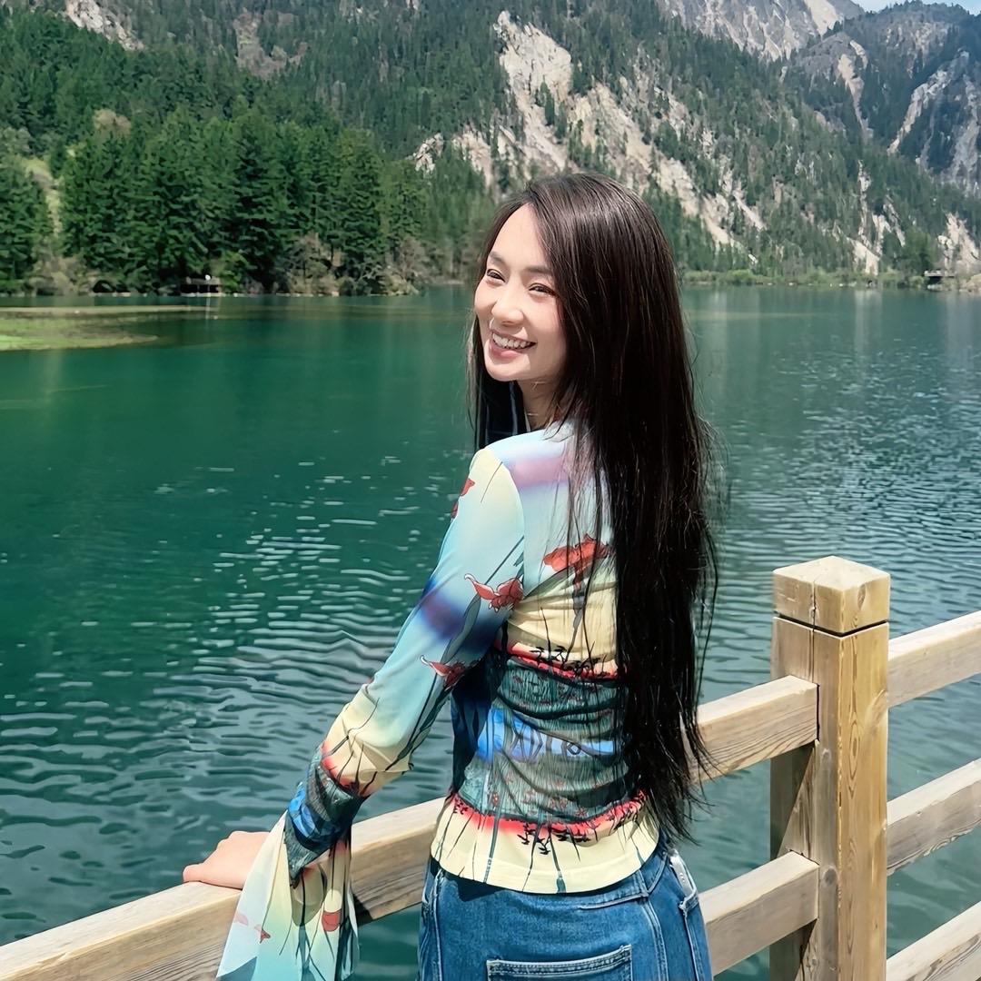 打鸣的母鸡