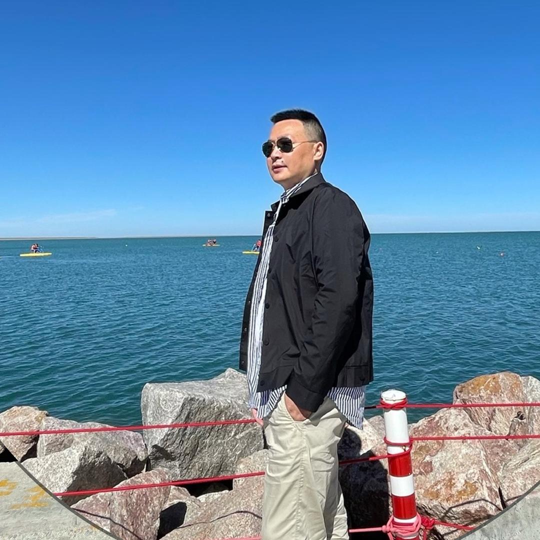 成都名靓鞋业有限公司