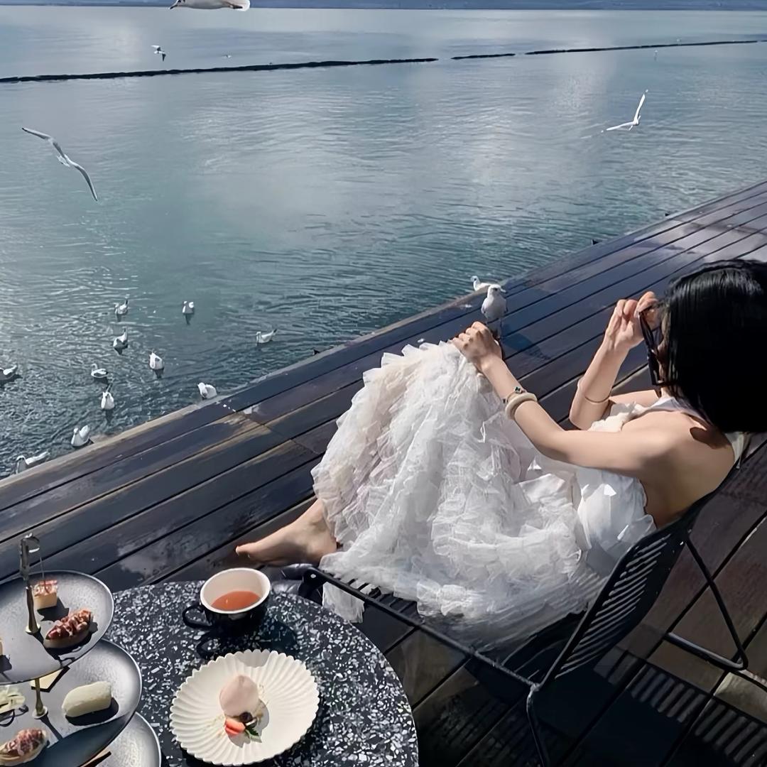 小美梅.