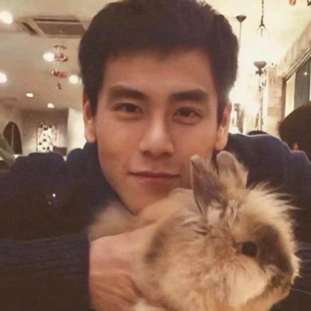 疯一样的男人🧍‍♂️