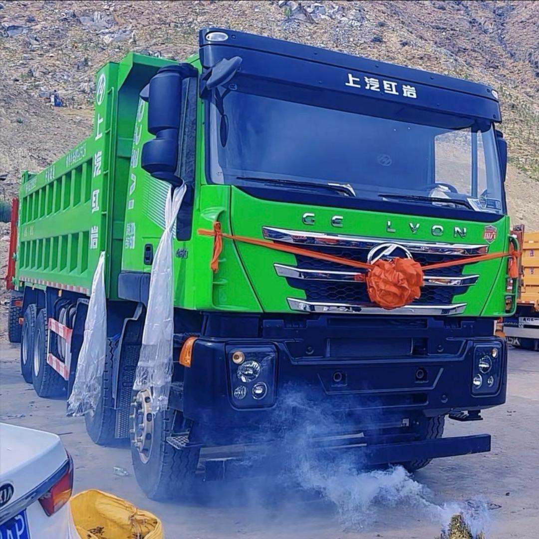 ལྷ་རི་བ།