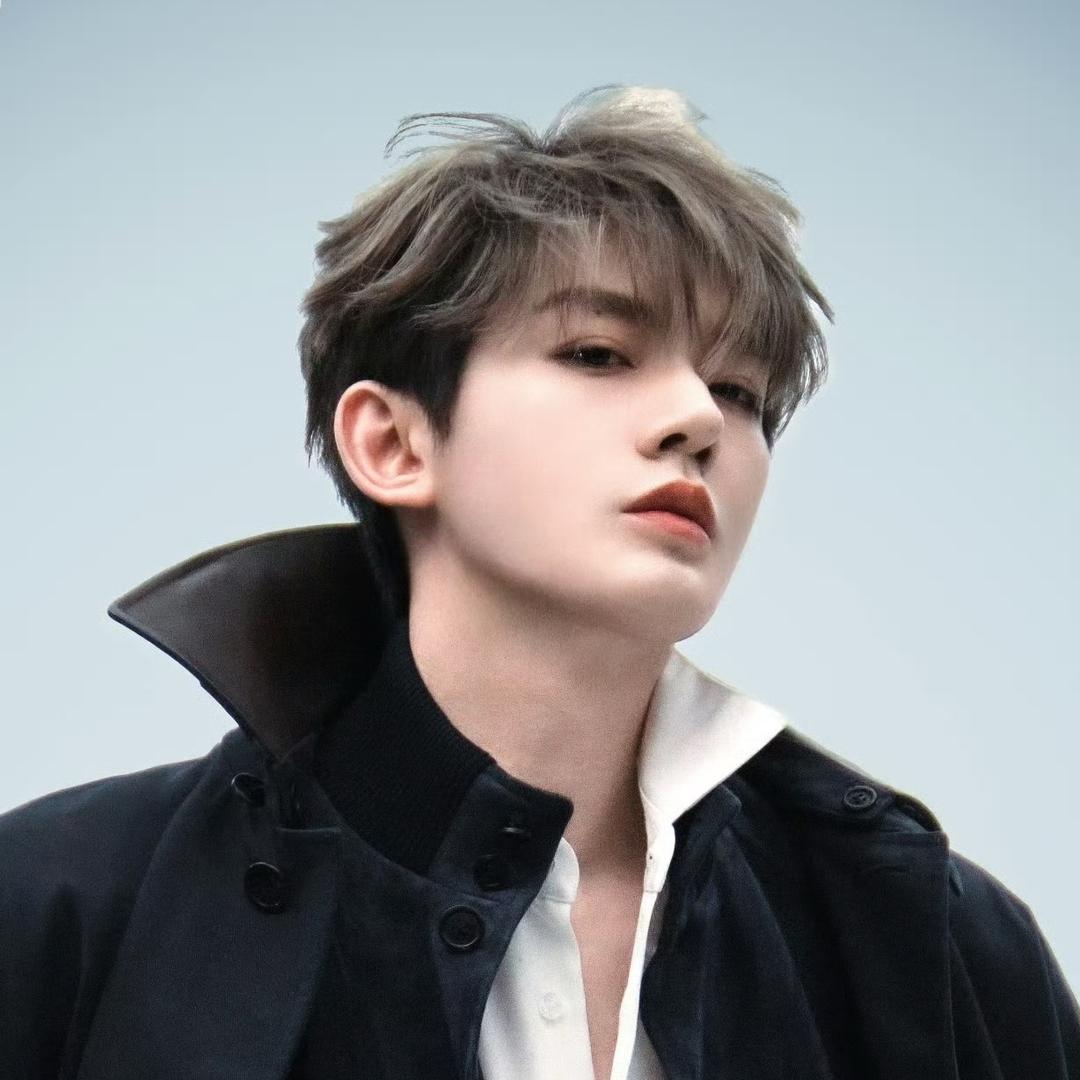 🐚脖上顶了个居脑壳🌒