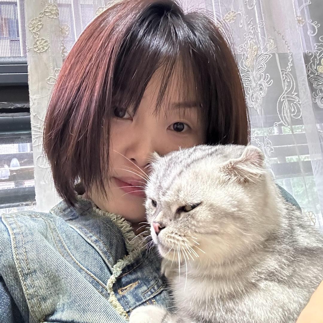 小林籽。