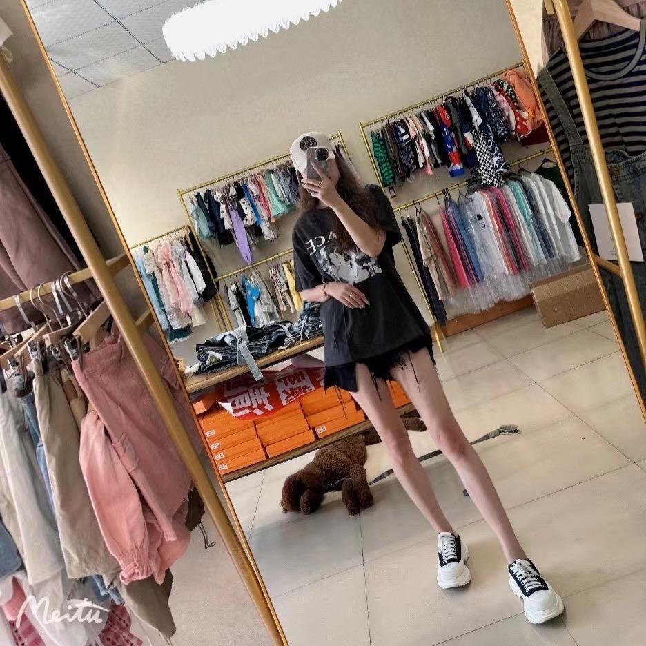 东营圈姐服装工厂店