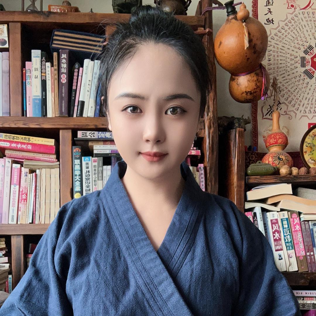 九媚很温柔