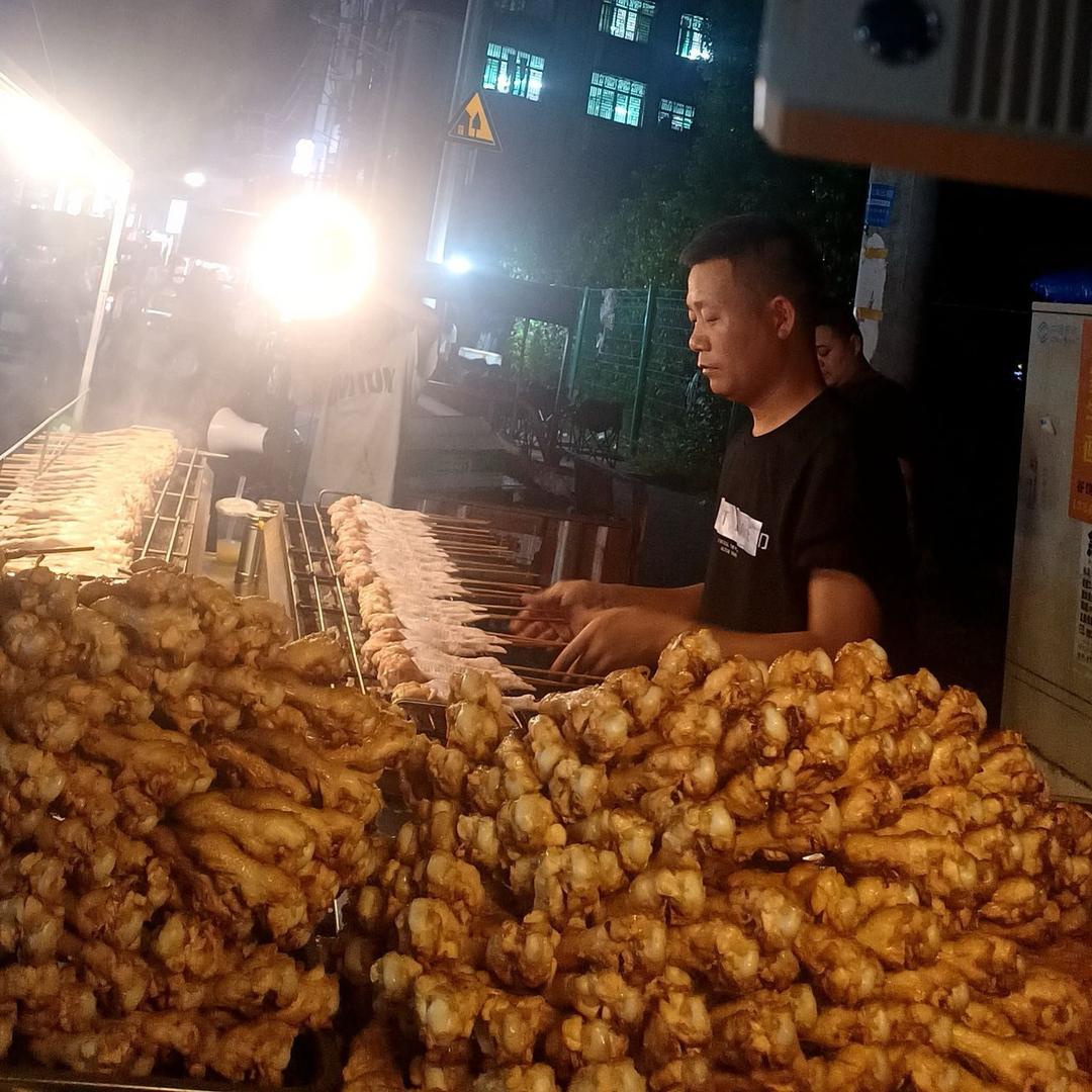 阿玲碳烤鸡翅陈店陈贵路花木场门口