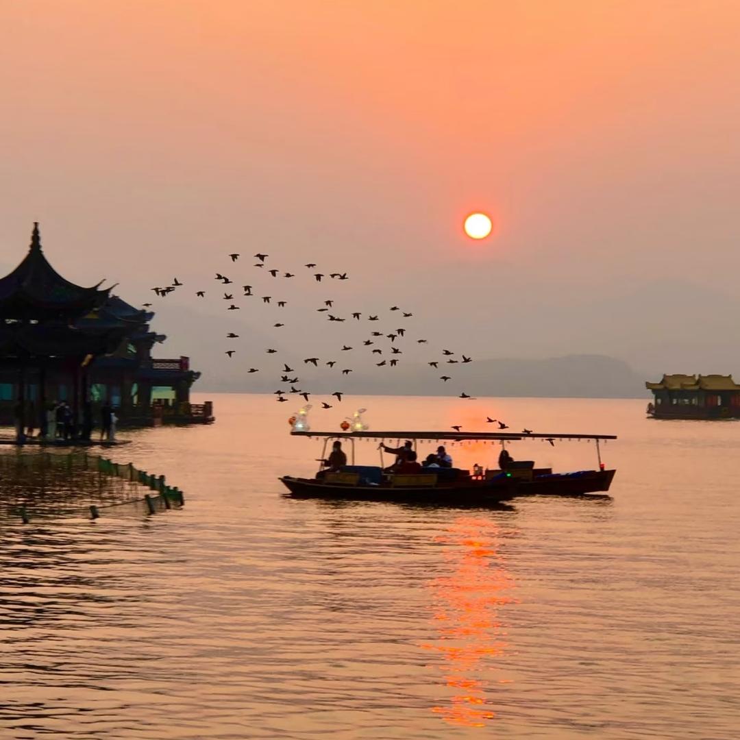 杭州旅游张大炮