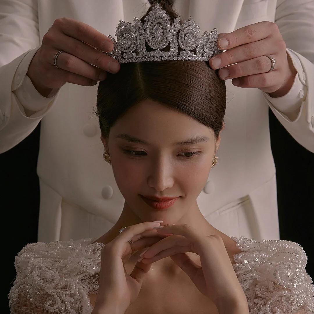 平江县维也纳婚纱摄影