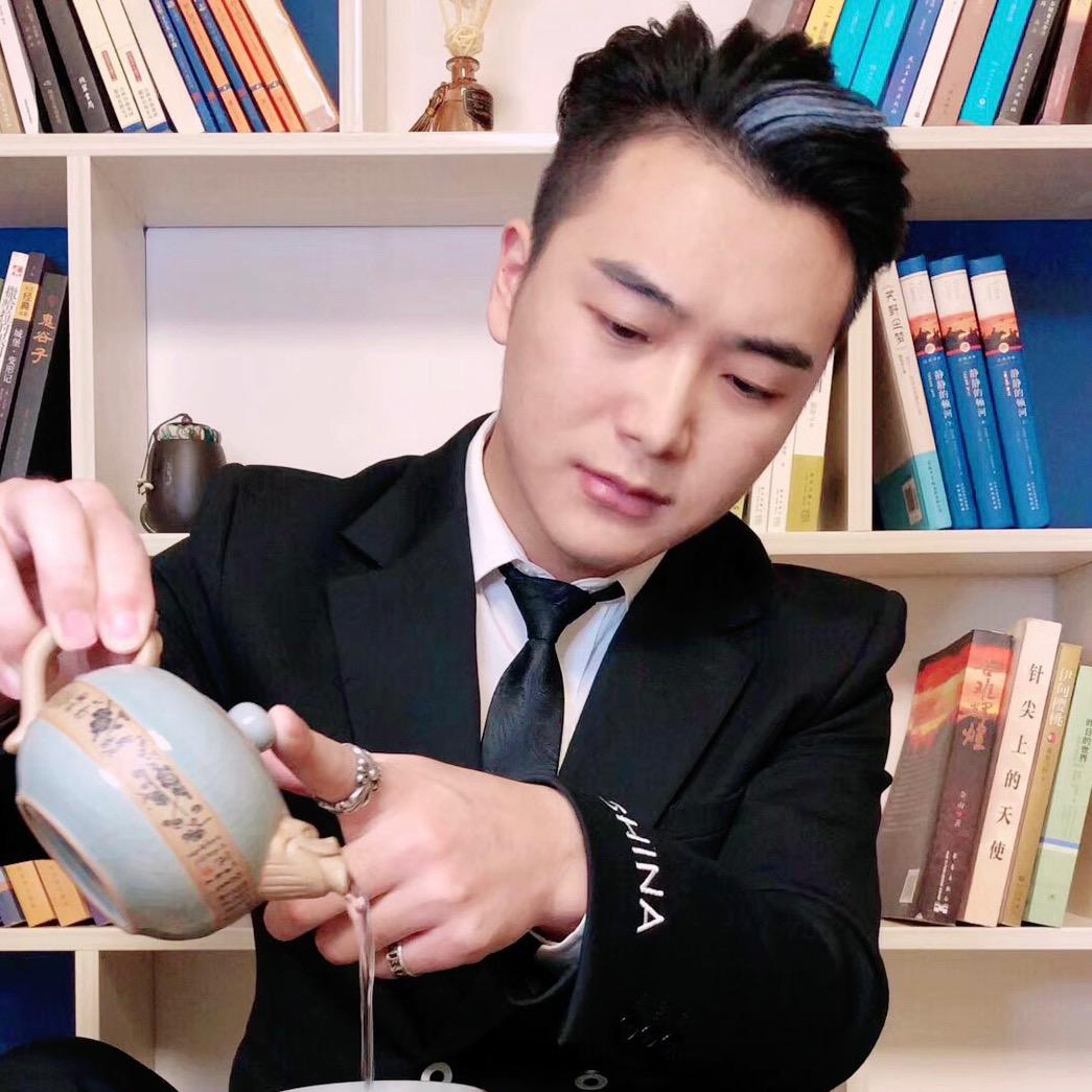 小鹌鹑宇恋爱先生