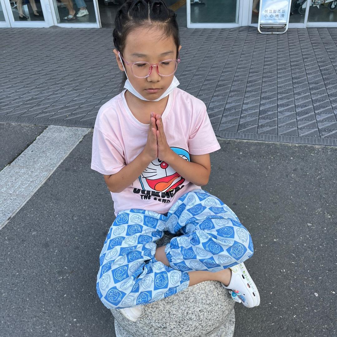 飘飘你的小脸蛋