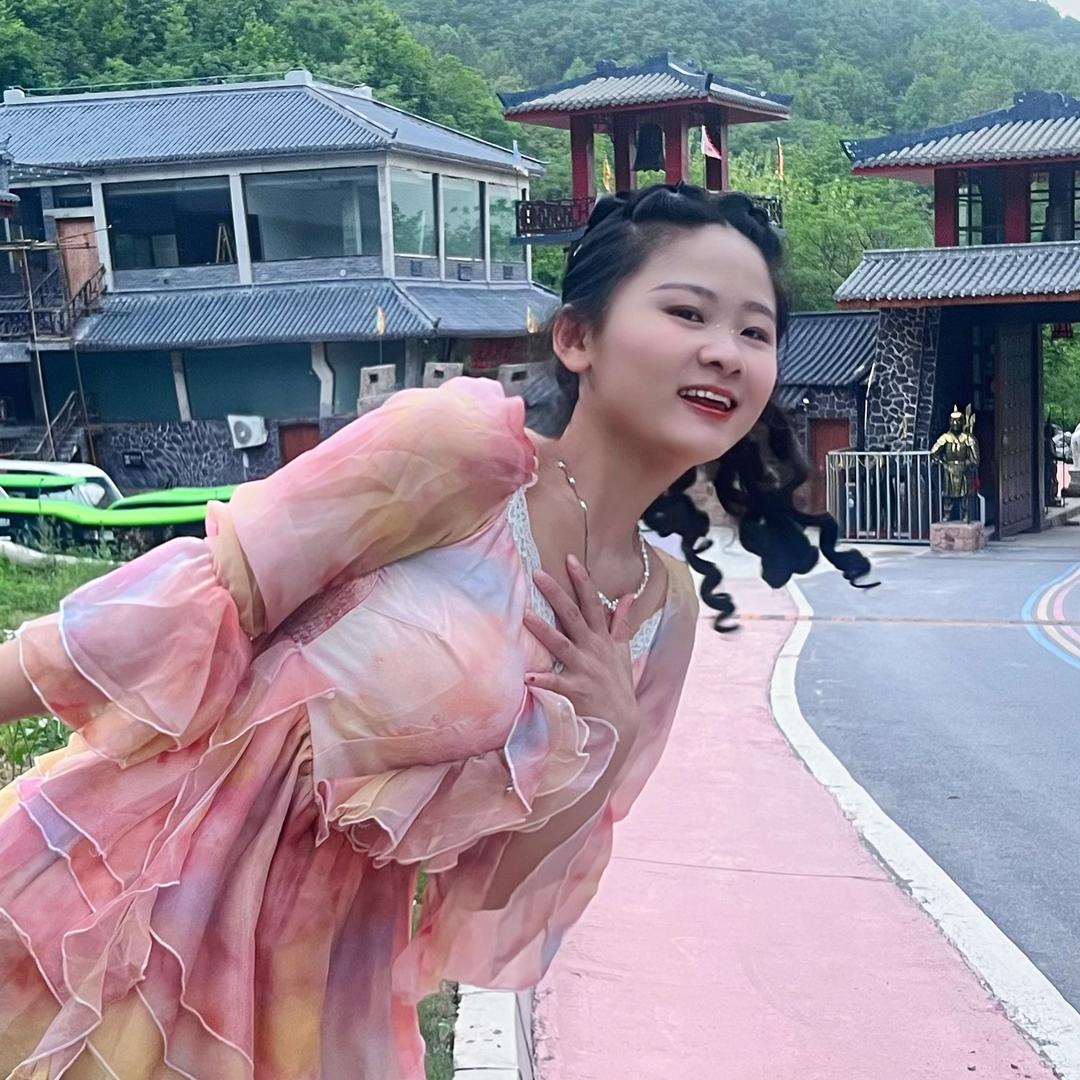 罗悠悠妹妹