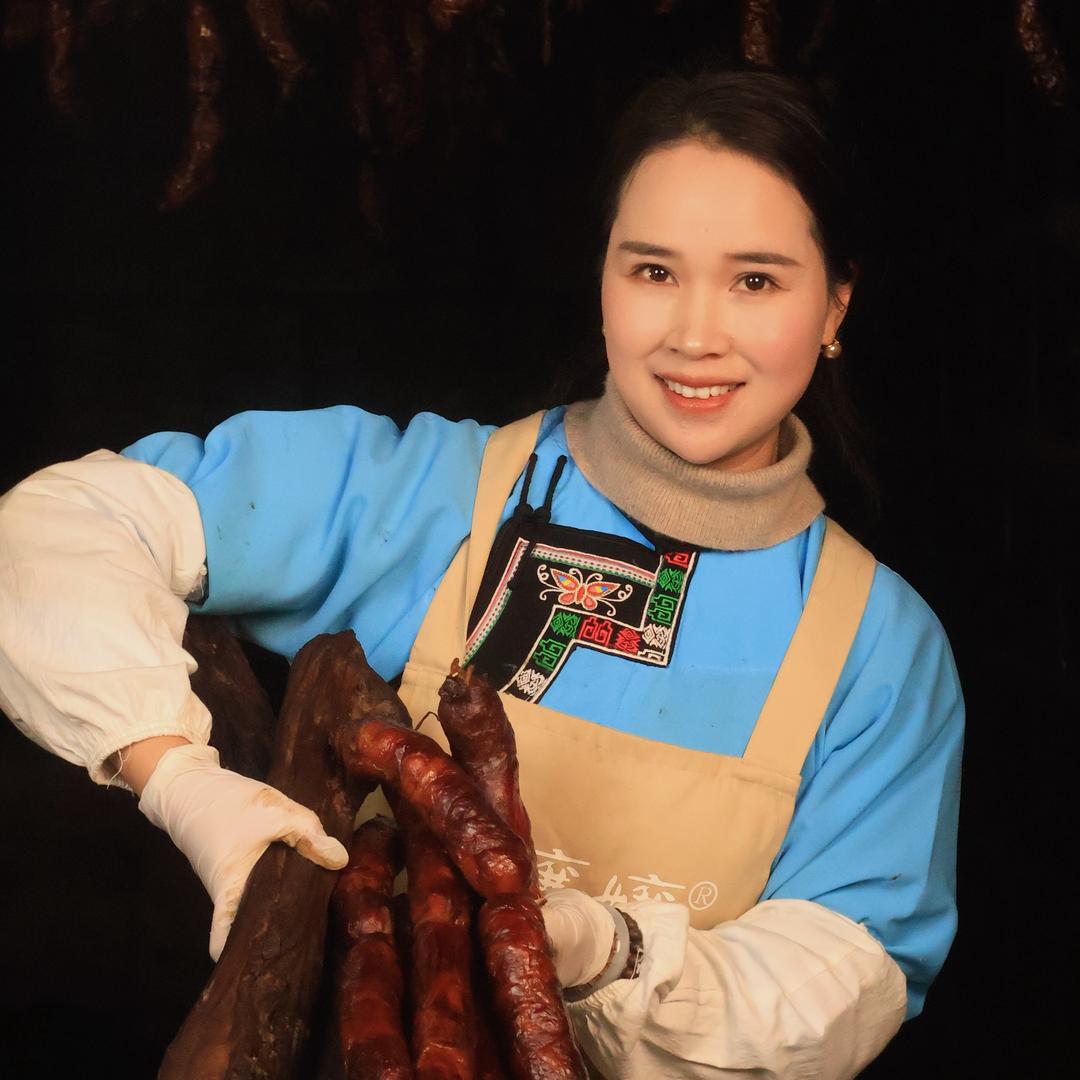 贵州小孃孃（腾腾）
