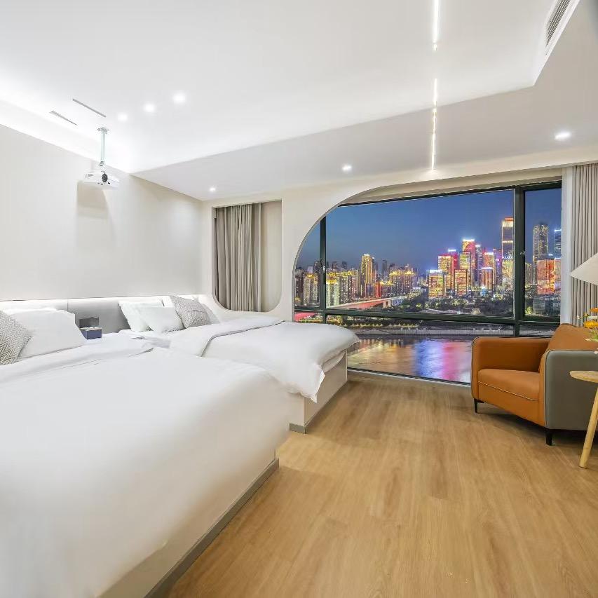 重庆悠途江景名宿（解放碑洪崖洞店）