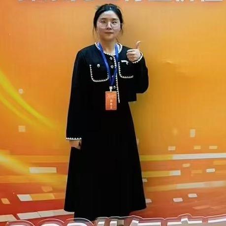 小鲸鱼兰兰老师