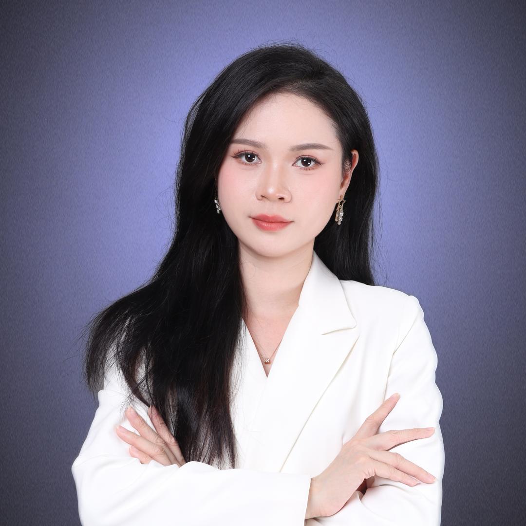 芯语美学·明惠化妆师