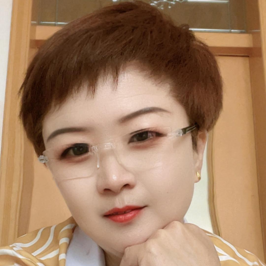 格格，爱唱歌🎤