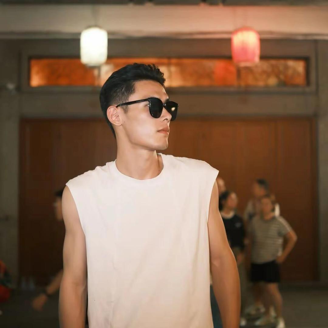 yooooo(不想努力增肌)