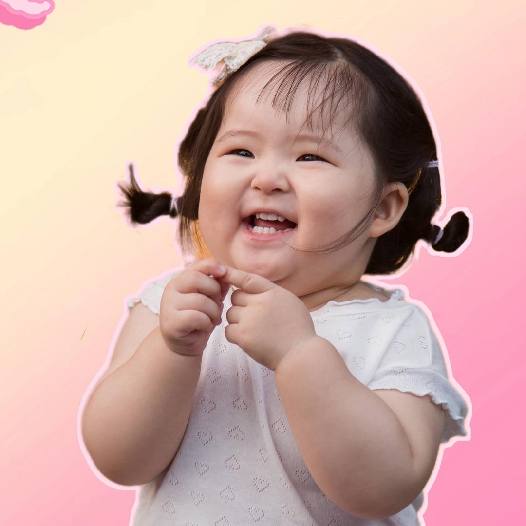 查苏正在榨果叽