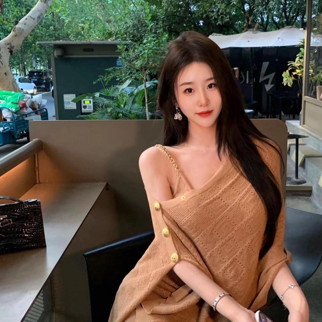 七柒-