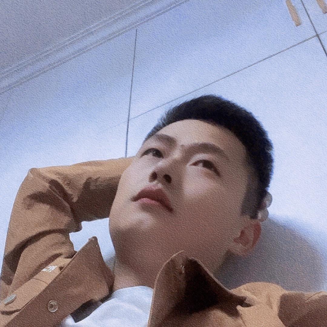 日行一善    李冰