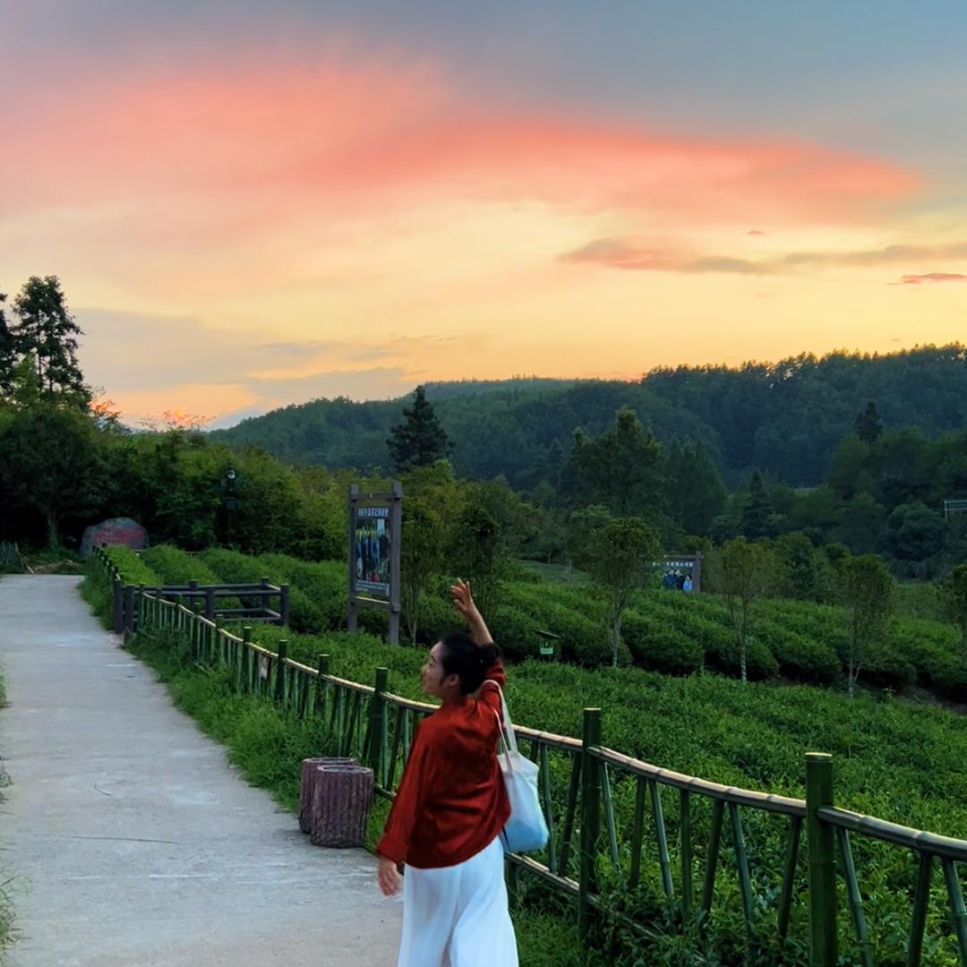 旅行人间