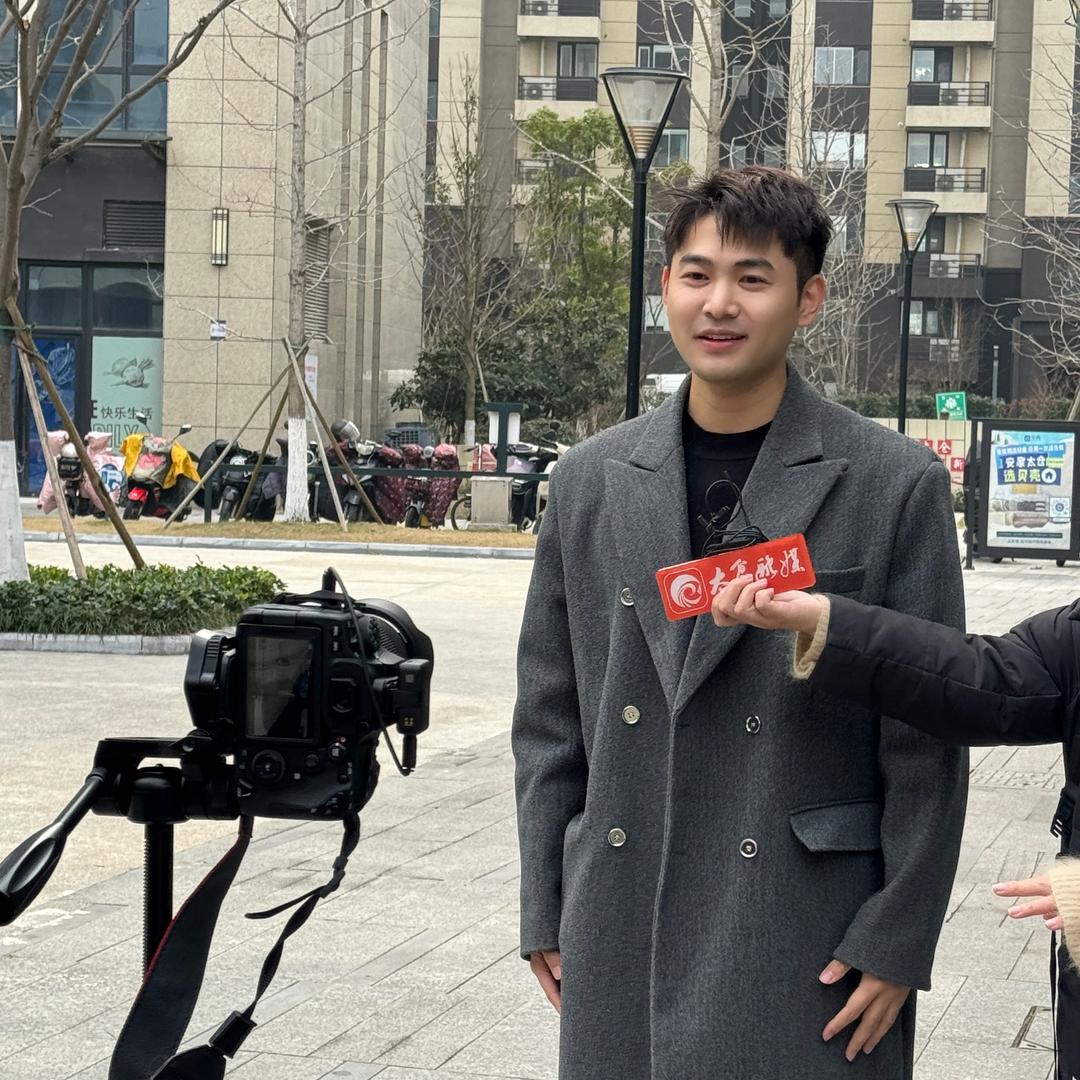 新农人阿伟