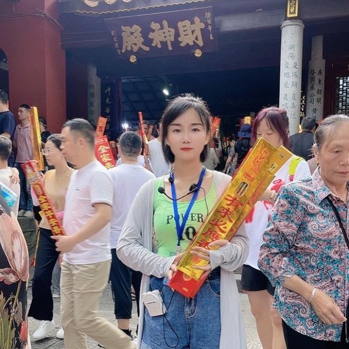 南岳衡山导游小惠姐