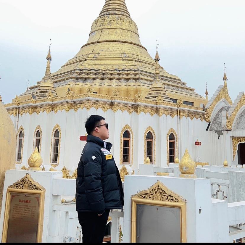胡亚杰