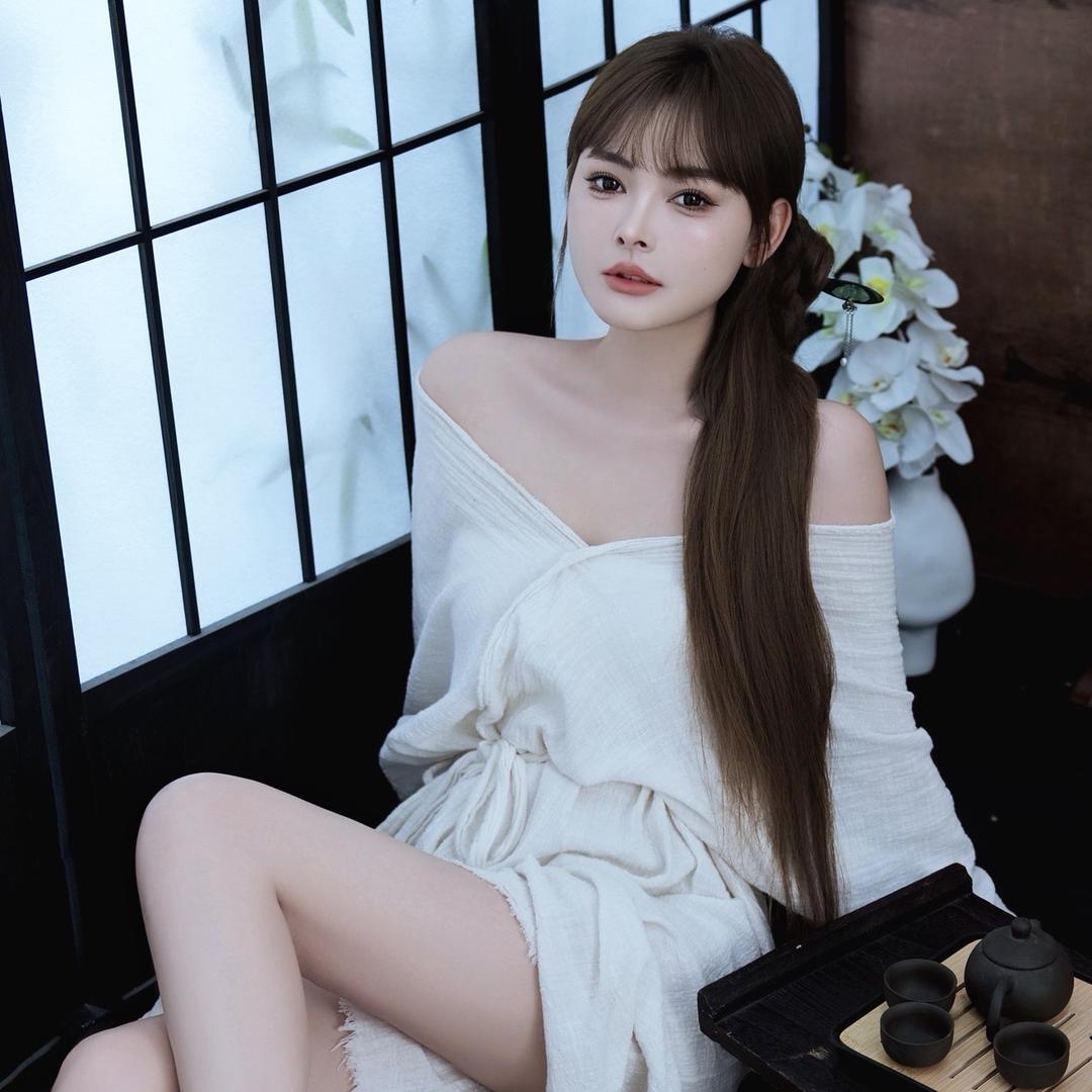 静静吖（逻辑与谎言）