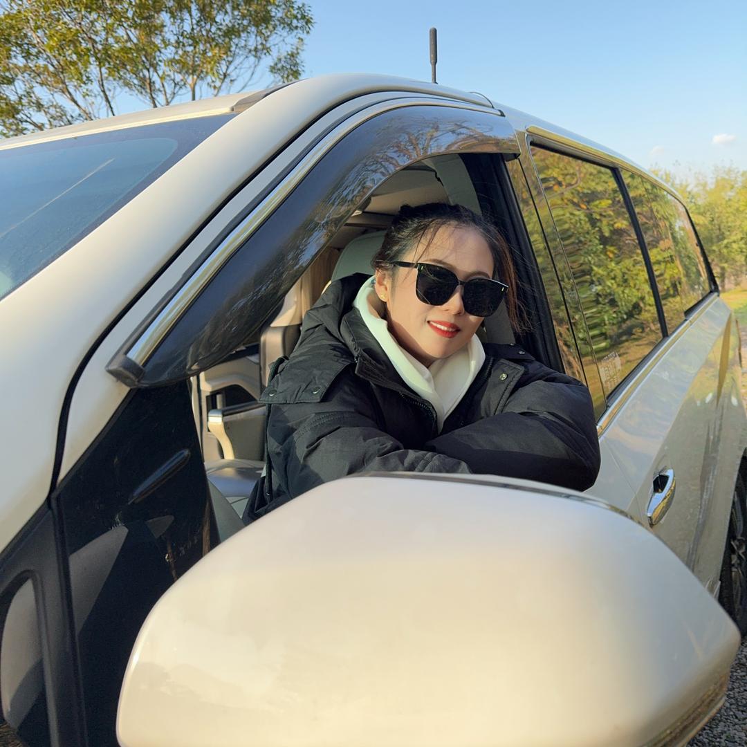 上海丹妹商务车