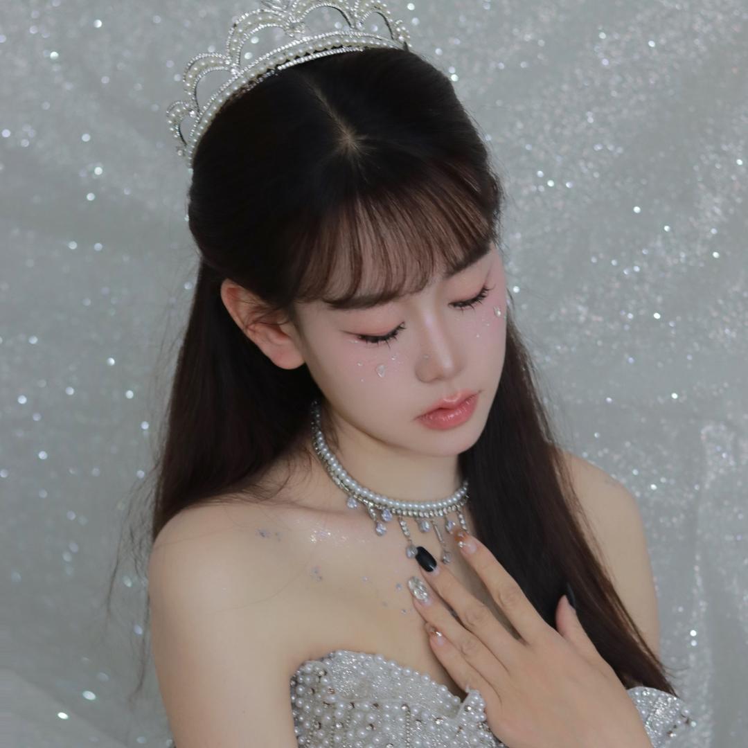 化妆造型师何欣「化妆培训」