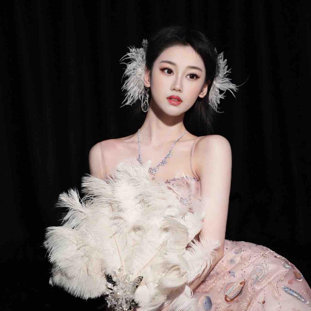 艾小米🍀（大蛙+飞天）