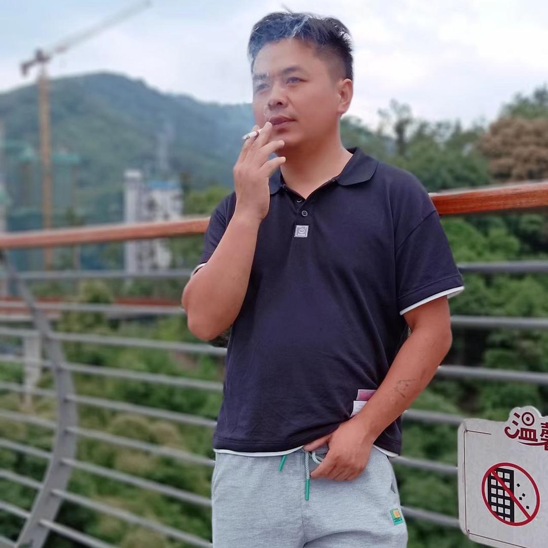 李先生