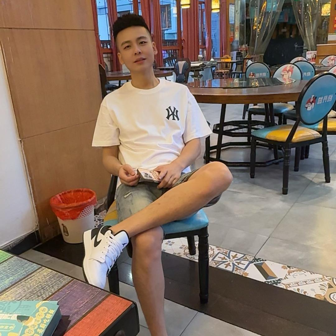 @请叫我超哥。